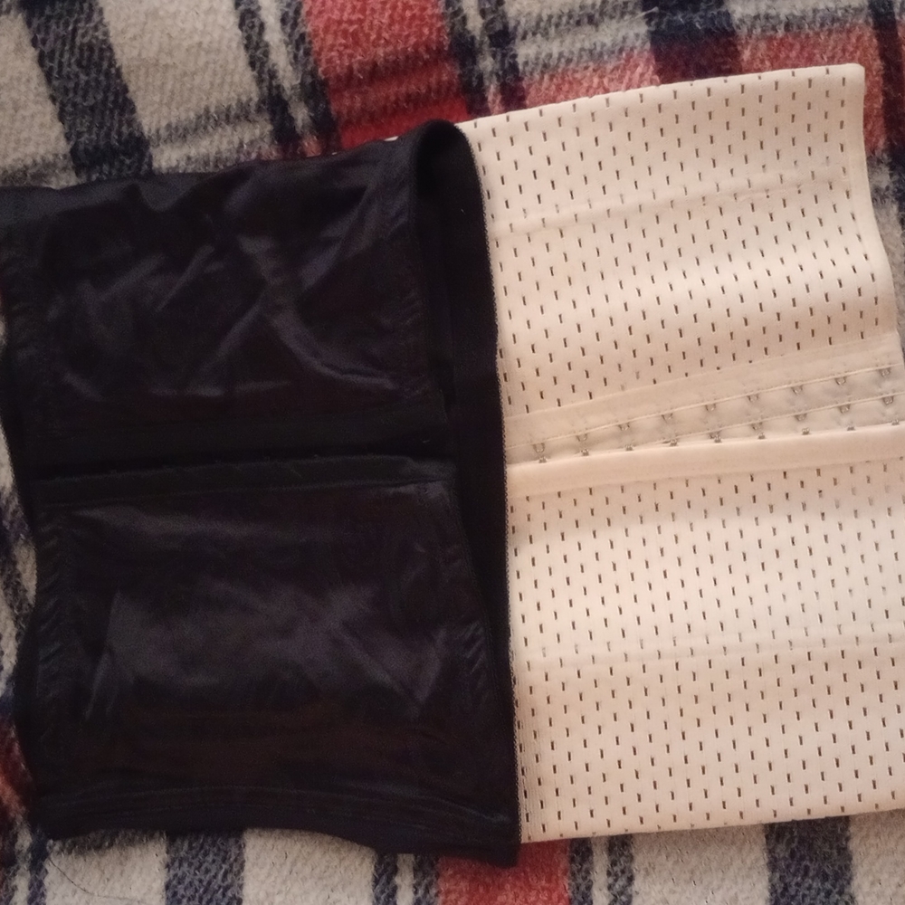 Lot of 2 Waist cinchers small 24"